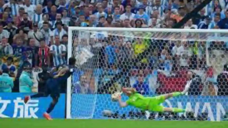 Thread Perfectly Breaks Down All Of Emiliano Martinez’s Mind Games During World Cup Final Penalty Shoot-Out